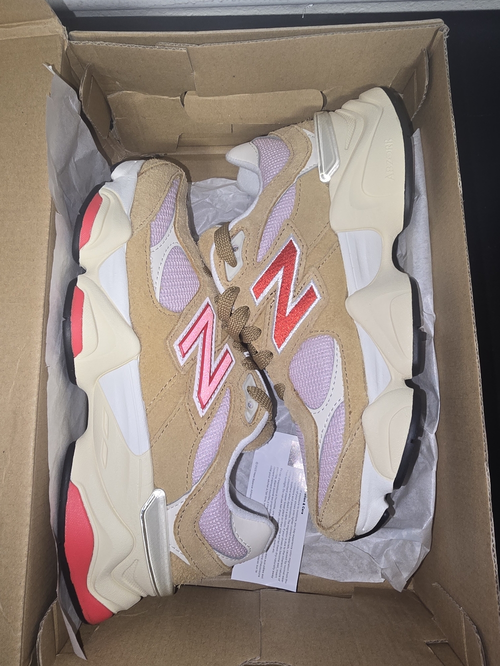 New Balance Women’s Beige & Pink Fashion Sneakers